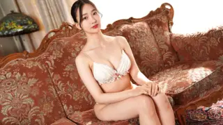 121325-001-CARIB_Một cô sinh viên Nhật Bản xinh đẹp